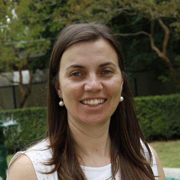 Dra. Marta Silva