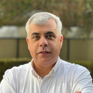 Dr. João Esteves